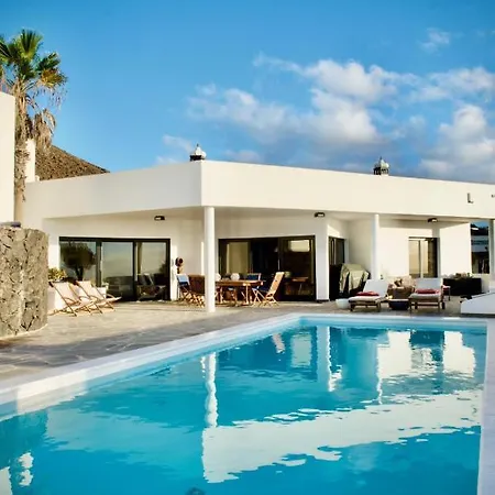 V * Playa Blanca (Lanzarote)